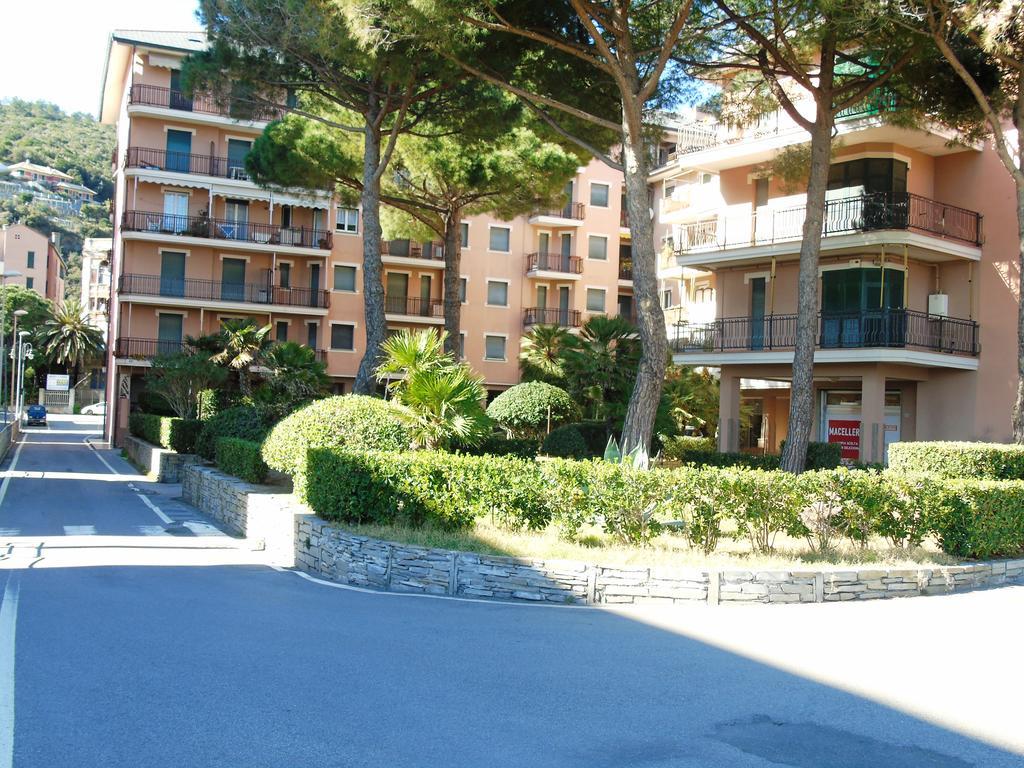 Deiva Holidays Deiva Marina Bagian luar foto